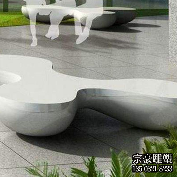 玻璃鋼異形凳子，室內(nèi)外美陳創(chuàng)意坐凳
